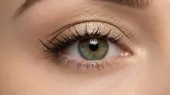 Hoe u uw ogen kunt accentueren zonder zichtbare lijnen: een handleiding voor de Interlash-eyelinertechniek. Perfecte make-up voor elke dag in slechts 3 minuten!